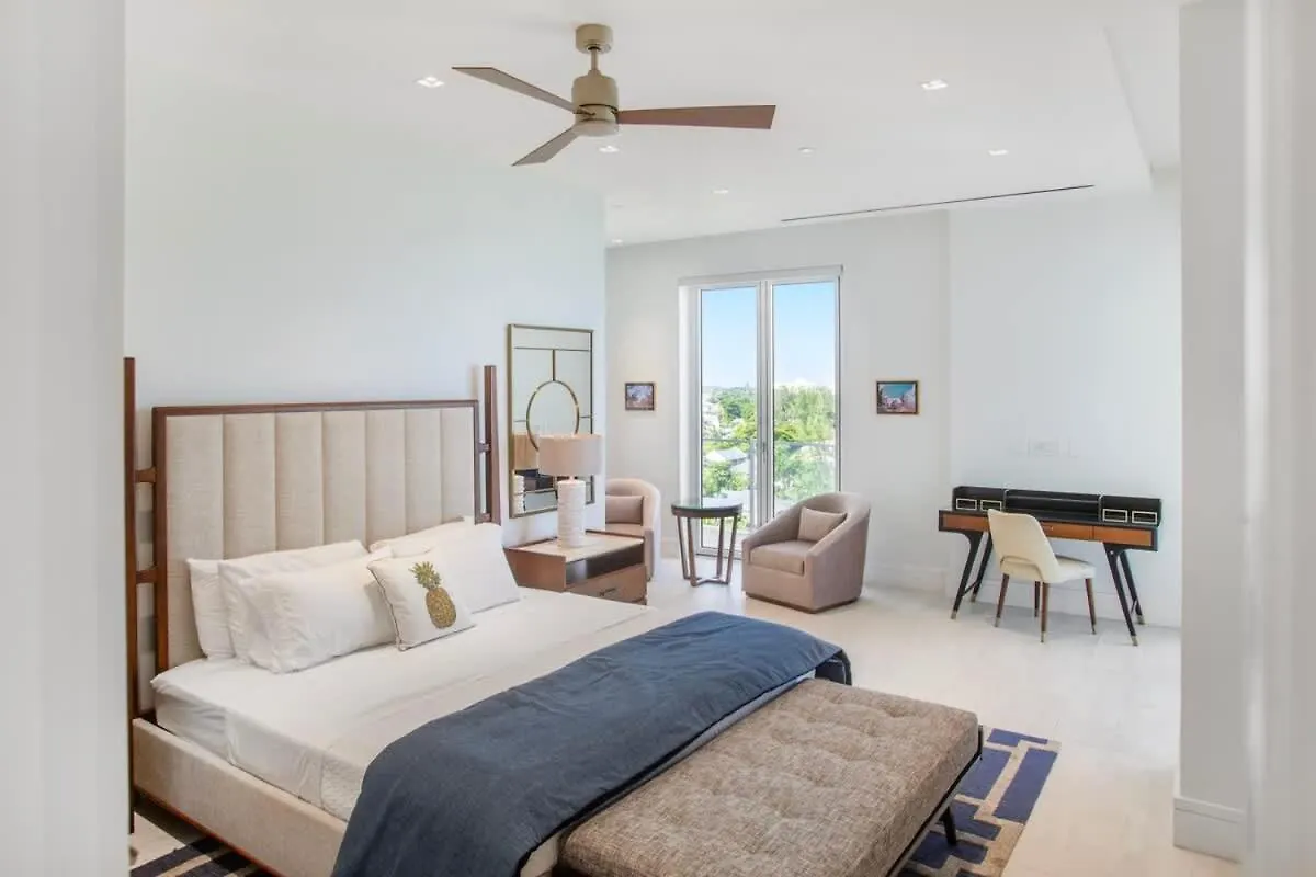 Apartment Oceanfront Penthouse And Patio At One Cable Beach Nassau Bahamas