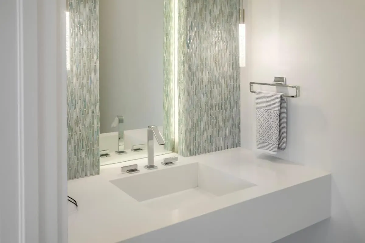 Apartment Oceanfront Penthouse And Patio At One Cable Beach Nassau