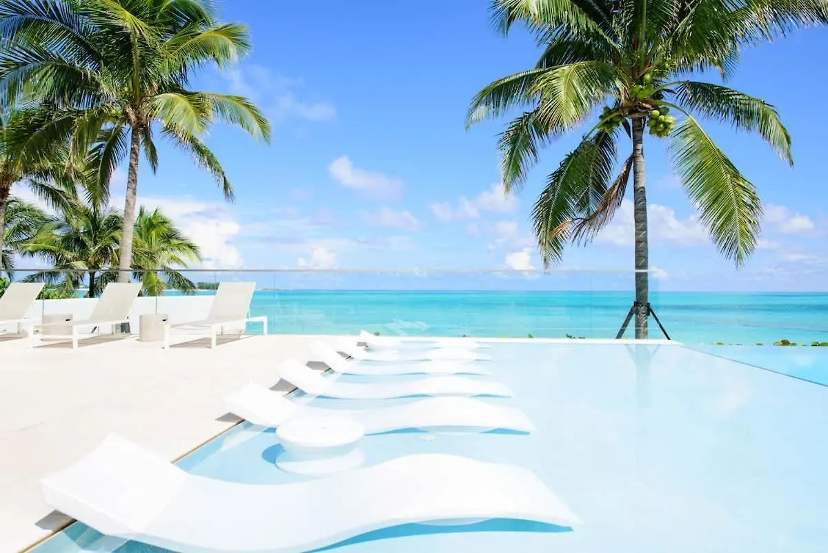 Oceanfront Penthouse And Patio At One Cable Beach Nassau 0*,  Bahamas